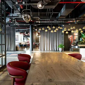 Hotel Radisson Red Brussels, Ixelles